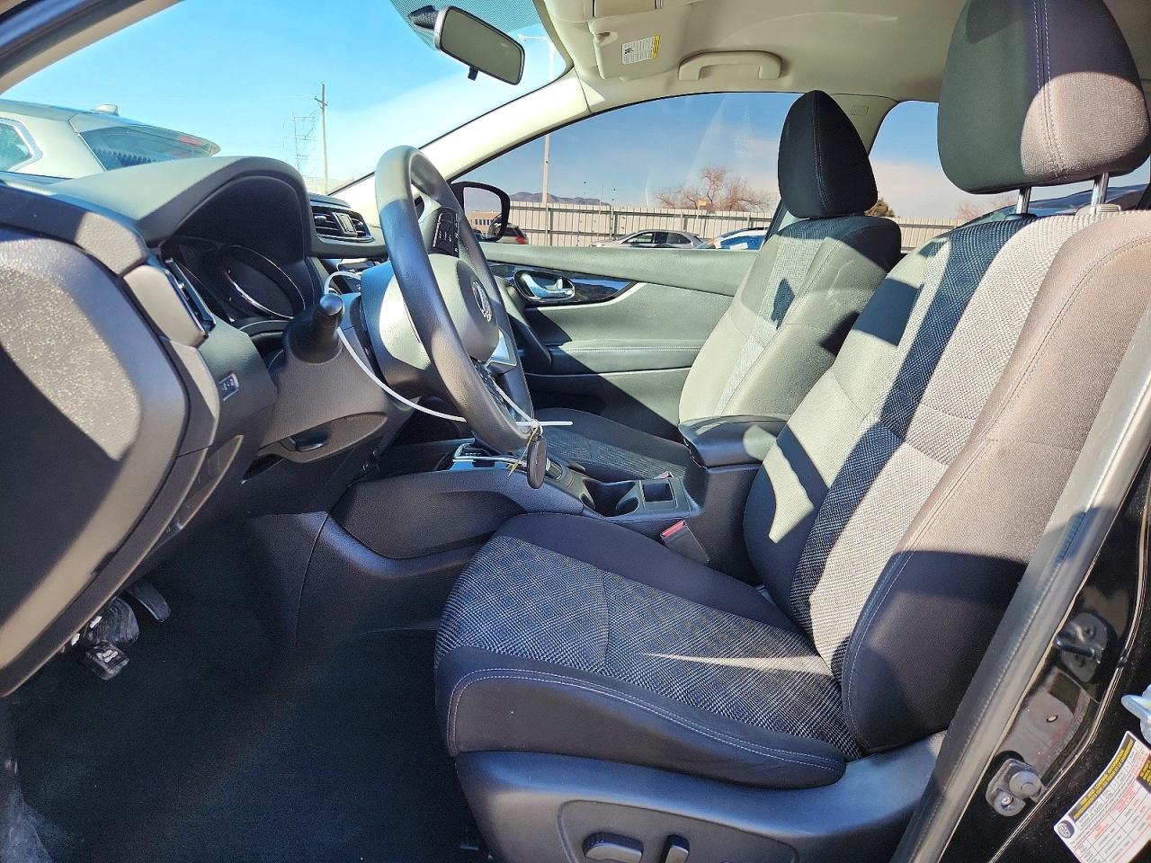 2017 Nissan Rogue Sport S - Image 7