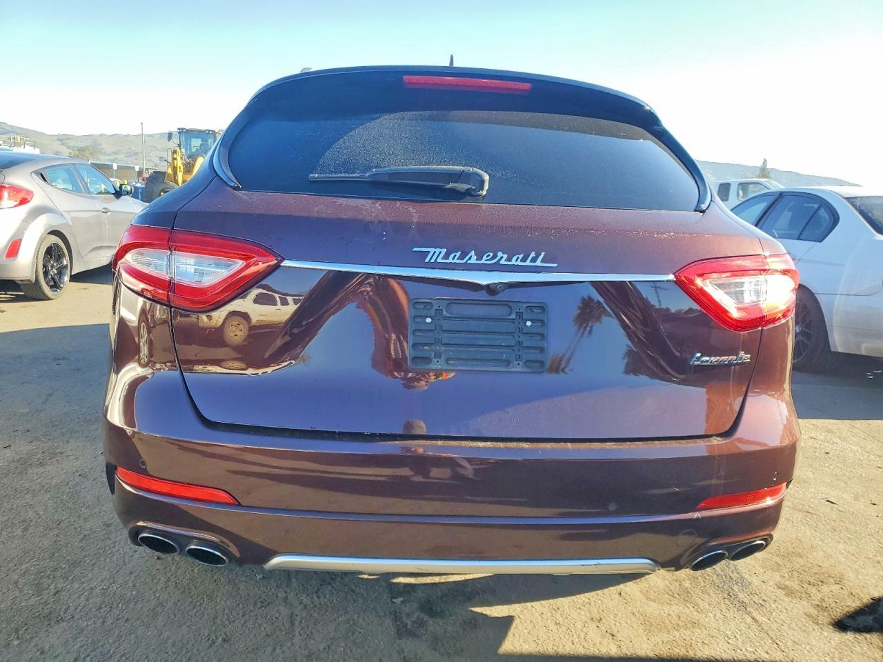 2017 Maserati Levante Luxury - Фото 6