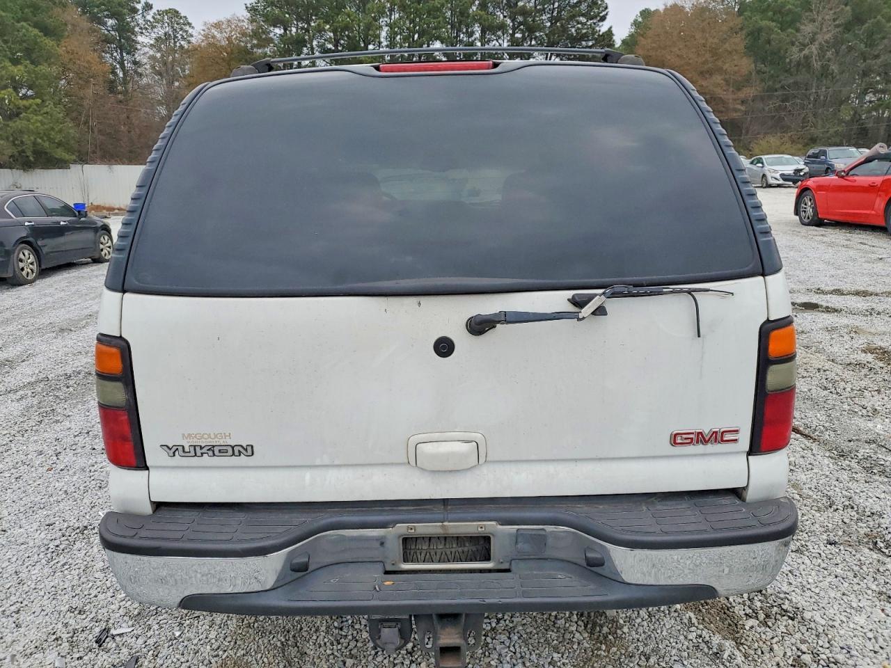 2005 GMC Yukon - Image 6