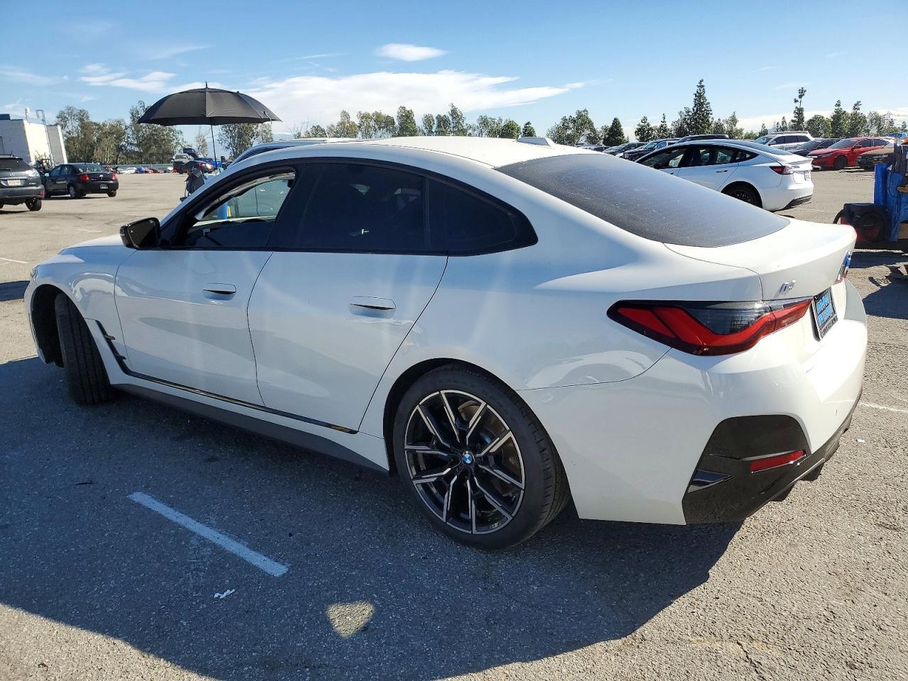 2025 BMW I4 Edrive 40 - Image 2
