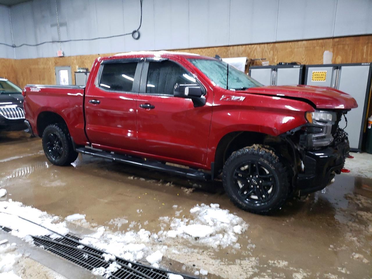 2019 Chevrolet Silverado K1500 Lt Trail Boss - Image 4