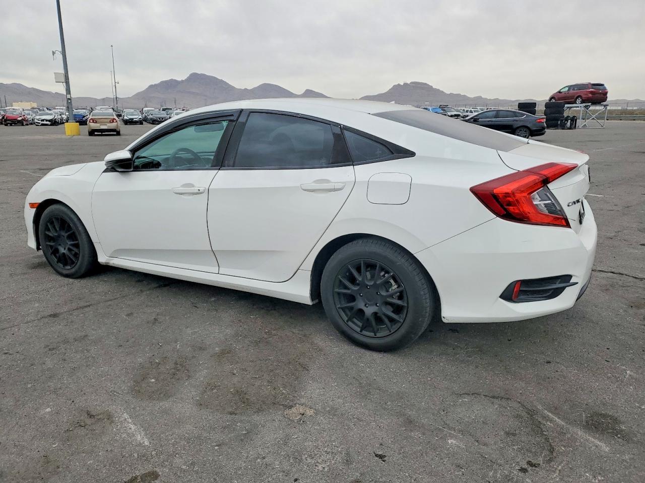2017 Honda Civic Lx - Фото 2