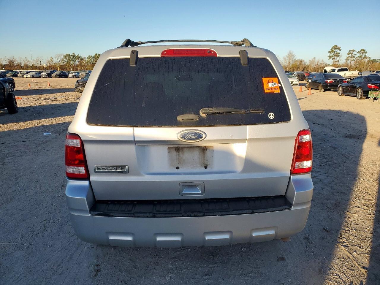 2011 Ford Escape Xlt - Image 6