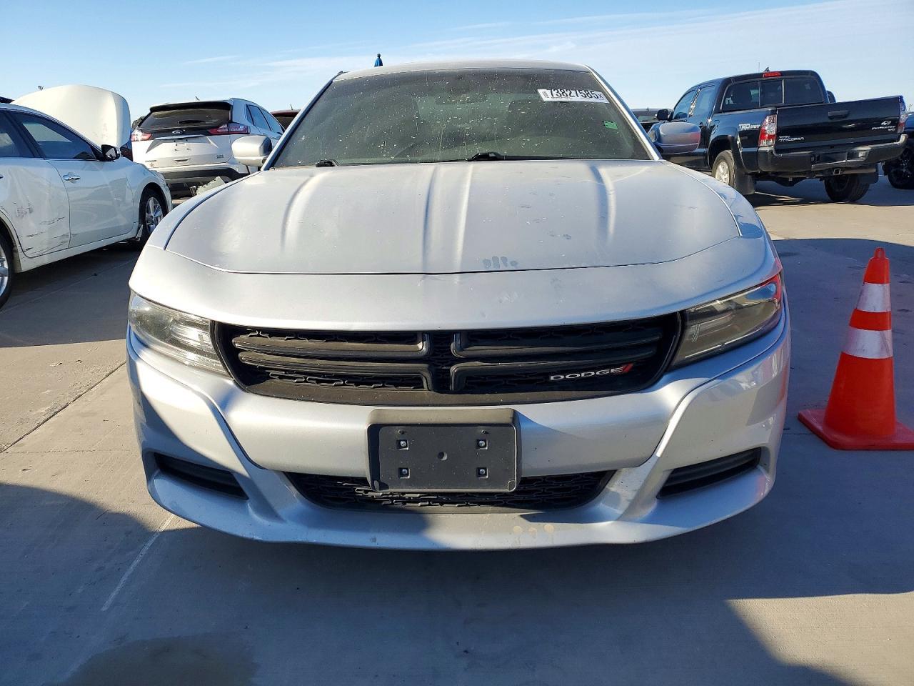 2021 Dodge Charger Sxt - Фото 5