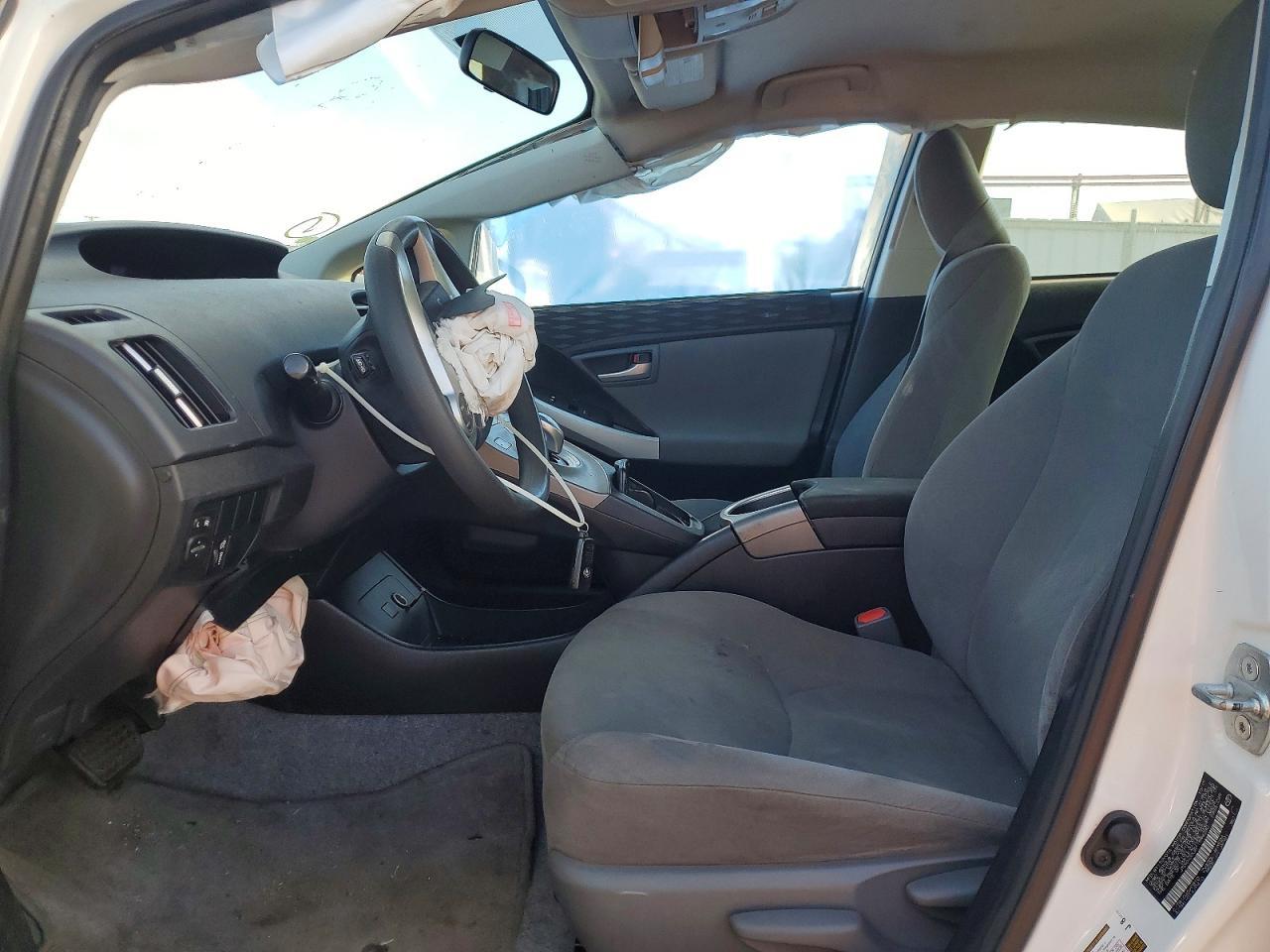 2015 Toyota Prius - Фото 7