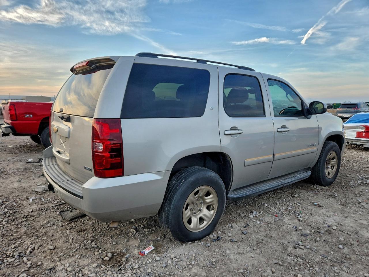 2008 Chevrolet Tahoe C1500 - Фото 3