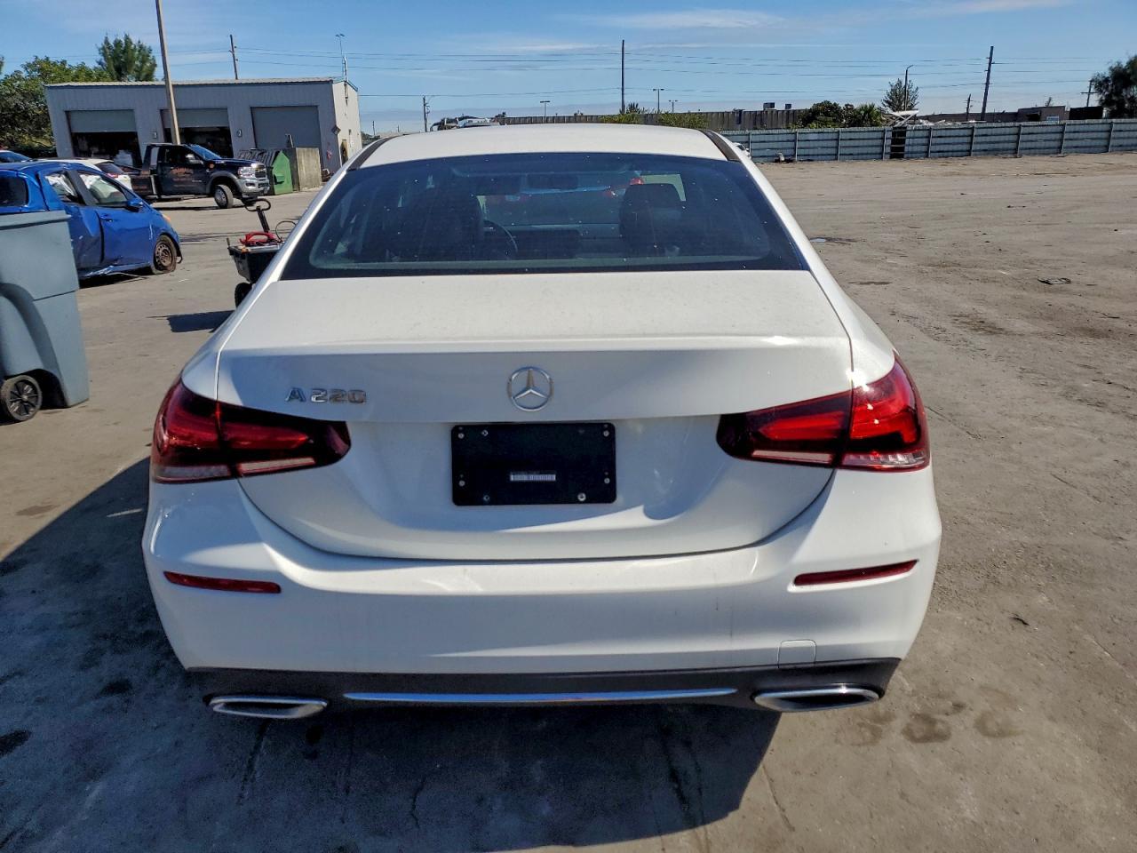 2020 Mercedes-Benz A 220 - Фото 6