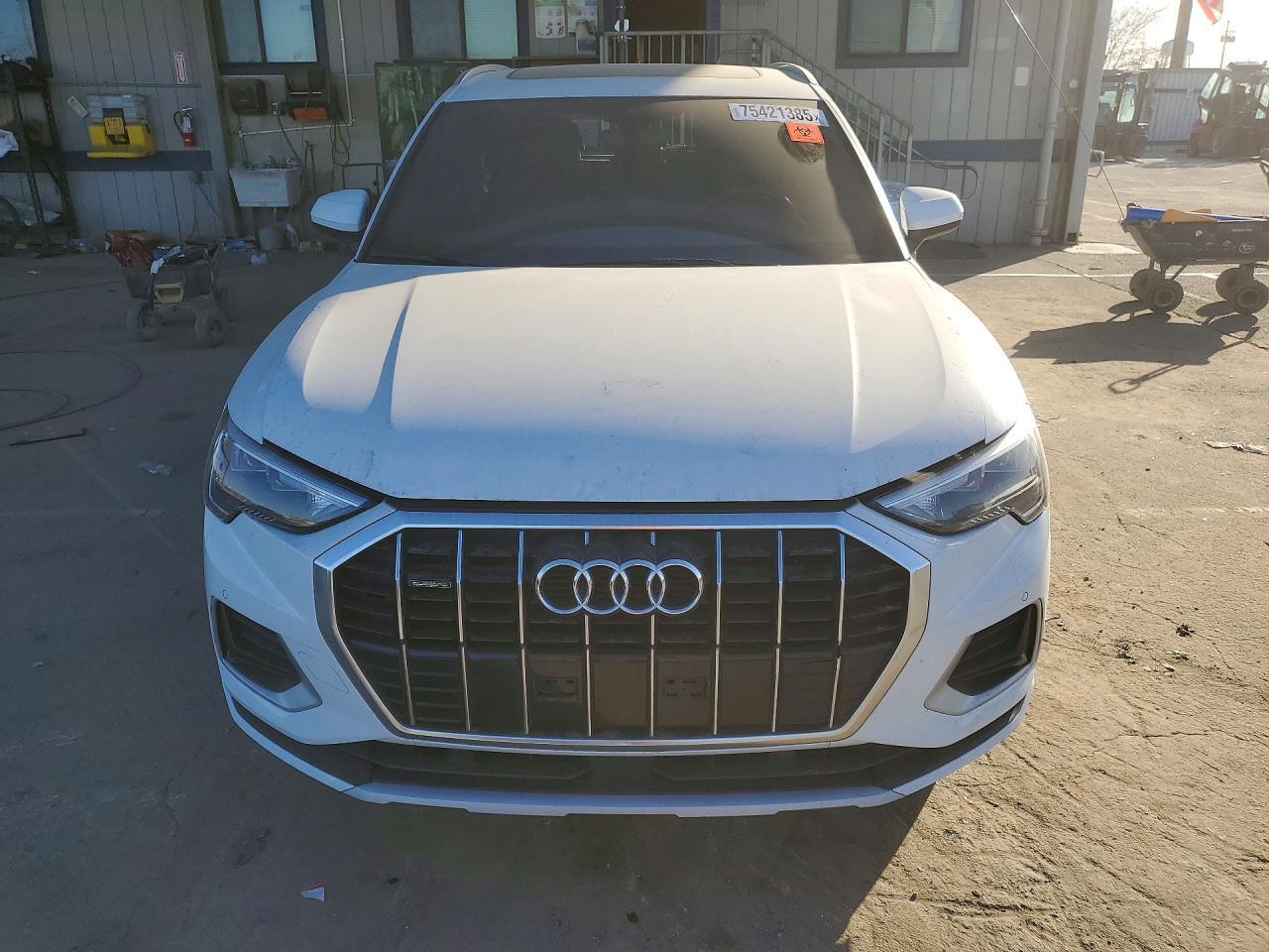 2020 Audi Q3 Premium - Image 5