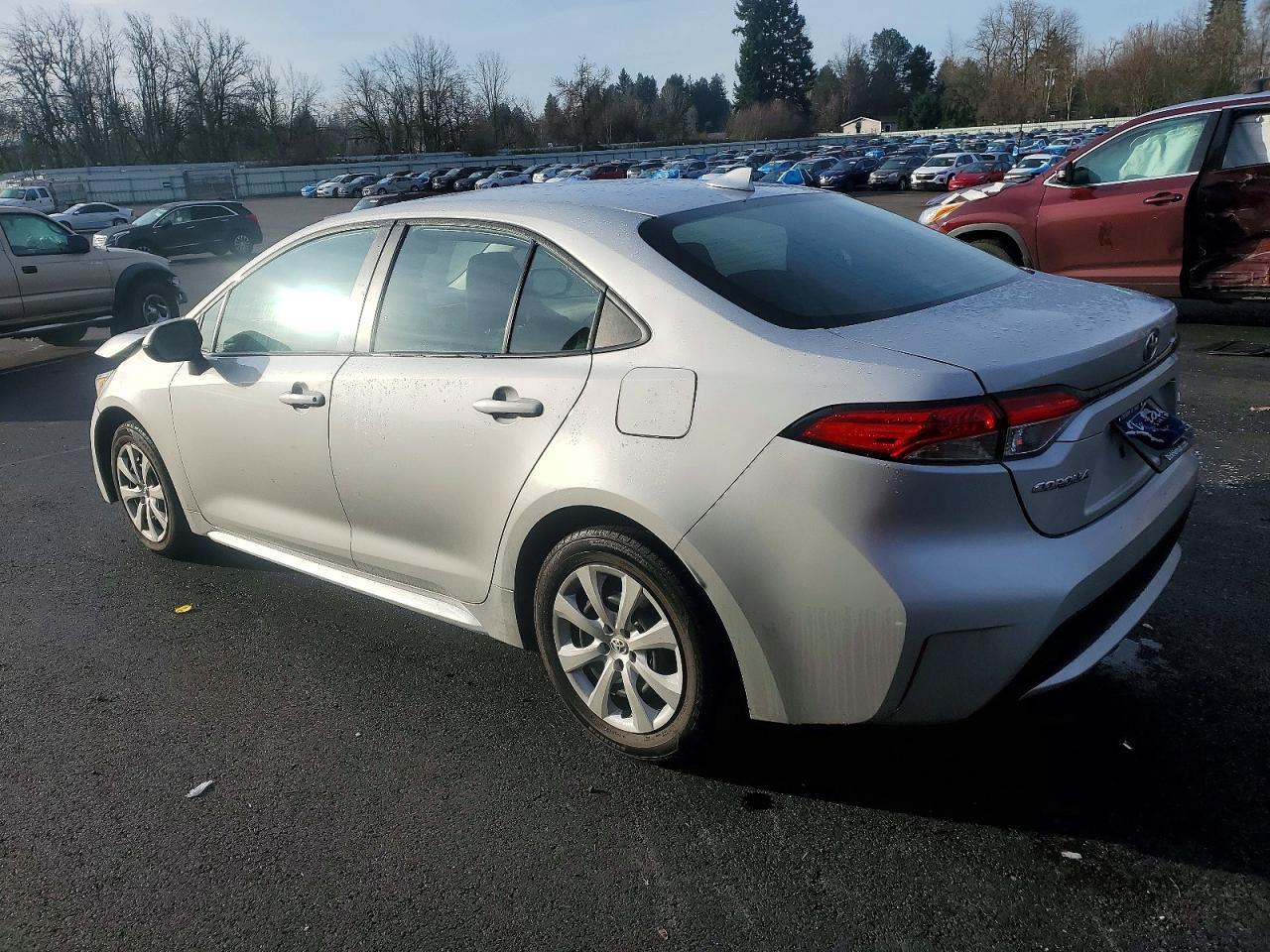 2022 Toyota Corolla Le - Фото 2
