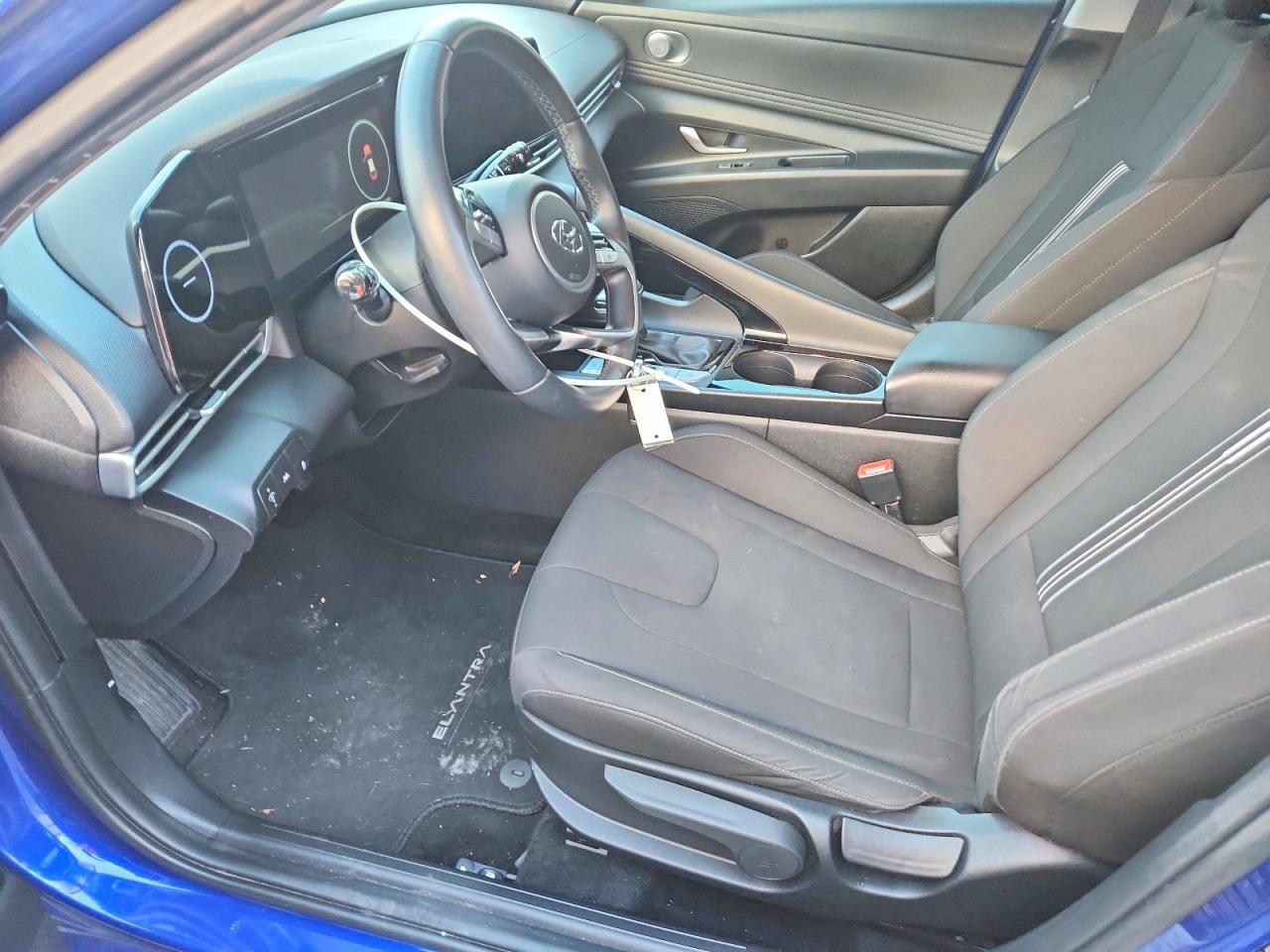 2023 Hyundai Elantra Sel - Image 7