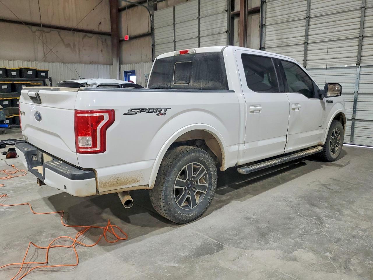 2017 Ford F150 Supercrew - Фото 3