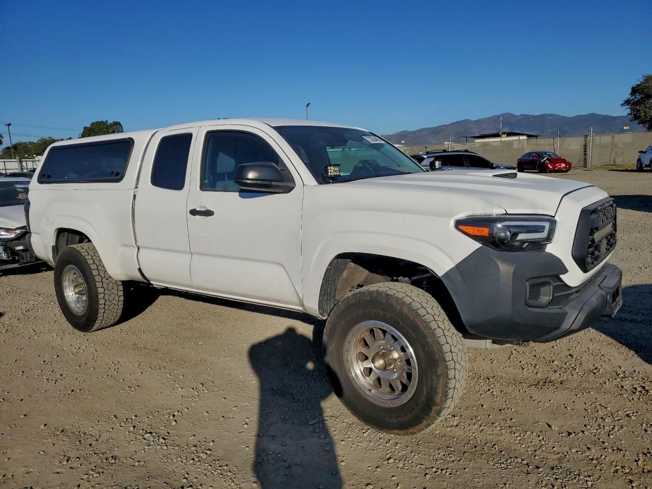 2020 Toyota Tacoma Access Cab - Фото 4