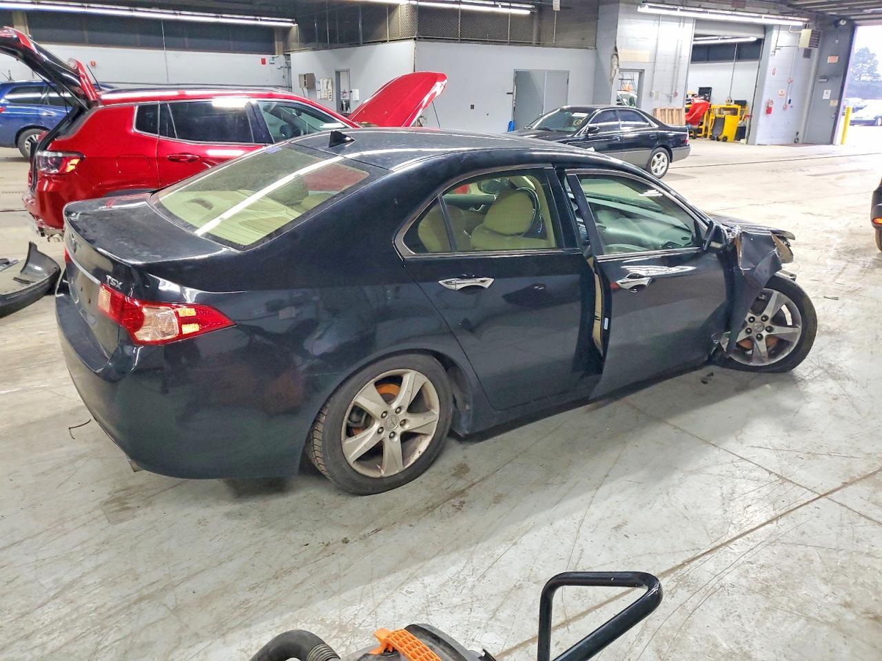 2012 Acura Tsx Tech - Image 3