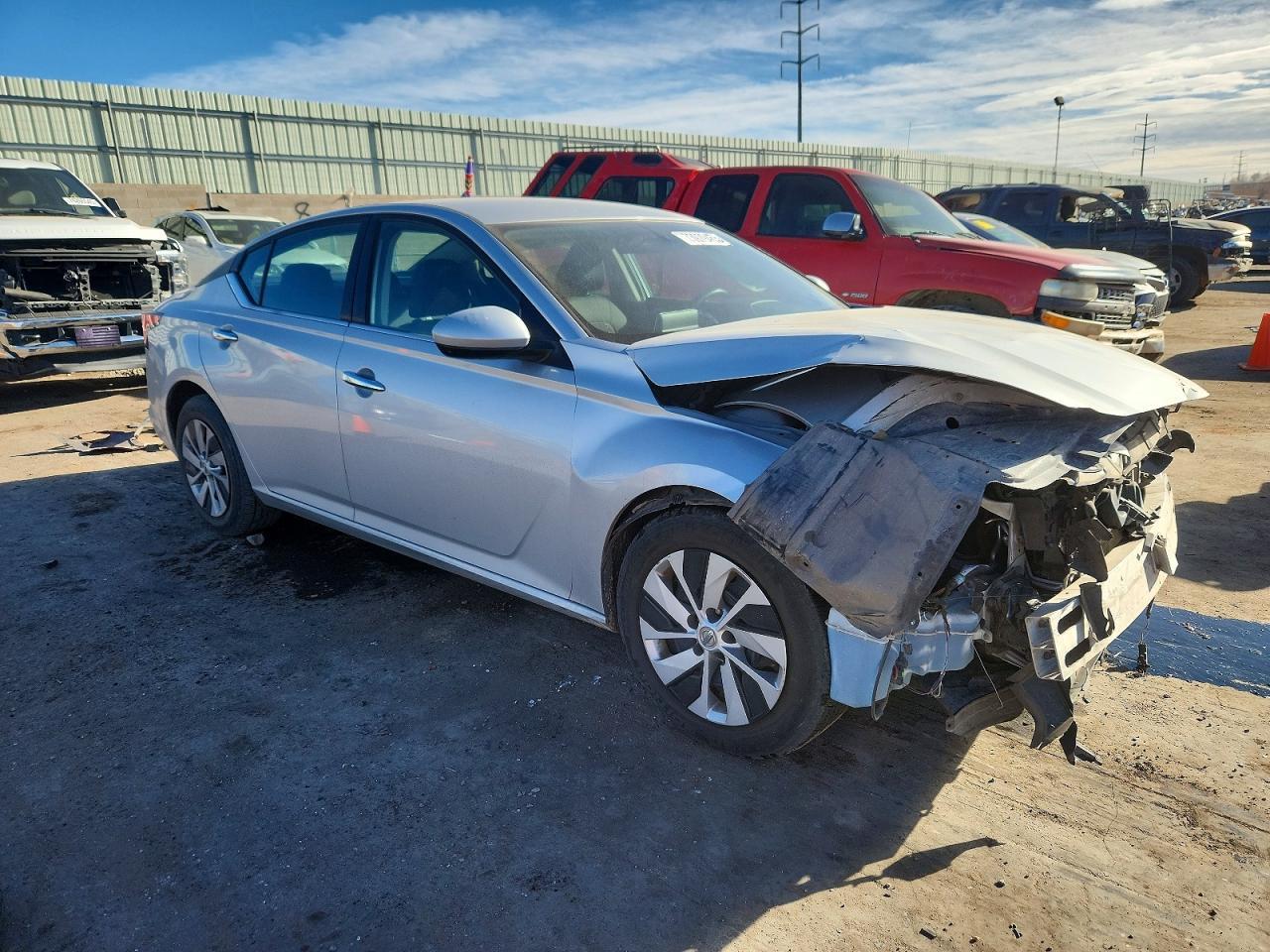 2020 Nissan Altima S - Фото 4