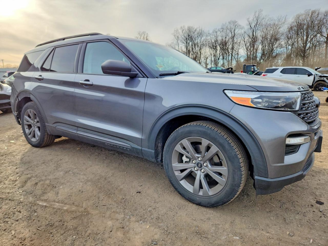 2021 Ford Explorer Xlt - Фото 4