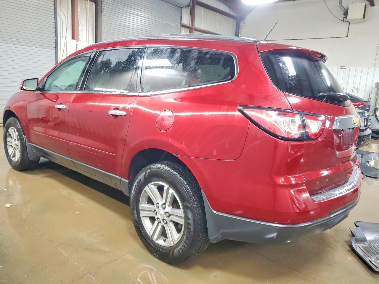 2015 Chevrolet Traverse Lt - Image 2