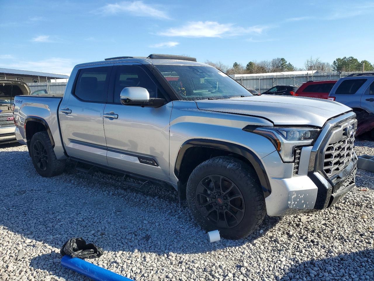 2024 Toyota Tundra Crewmax Limited - Фото 4