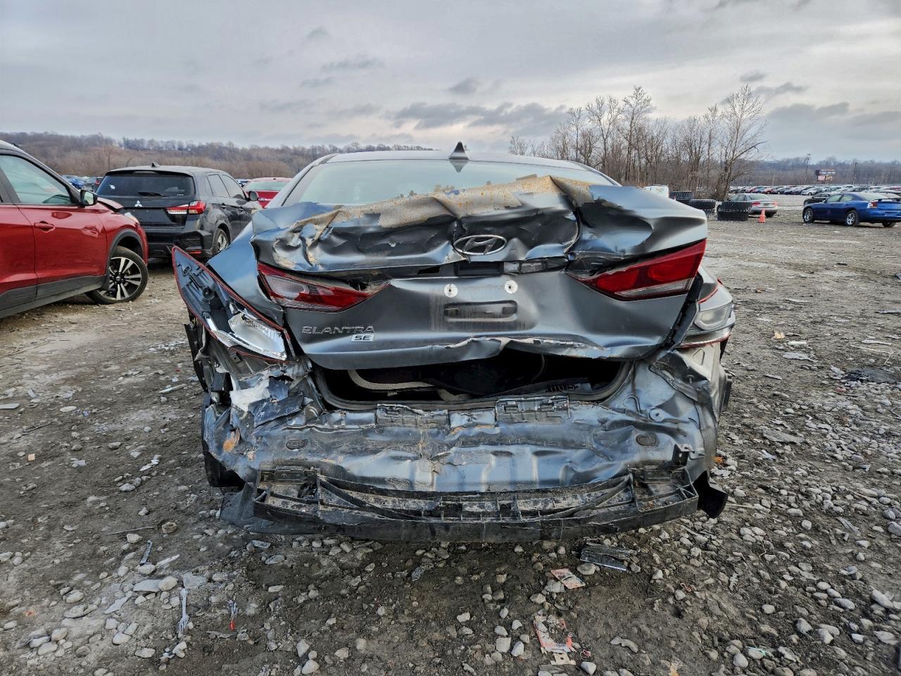 2017 Hyundai Elantra Se - Image 6