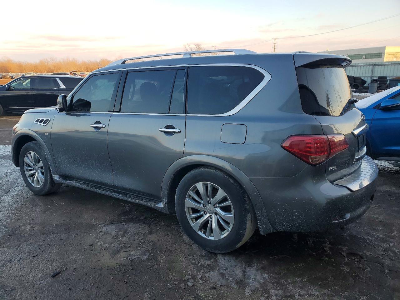 2017 Infiniti Qx80 Awd - Image 2