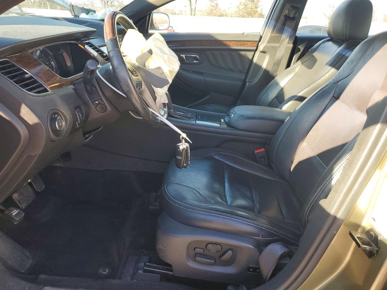 2013 Ford Taurus Limited - Image 7