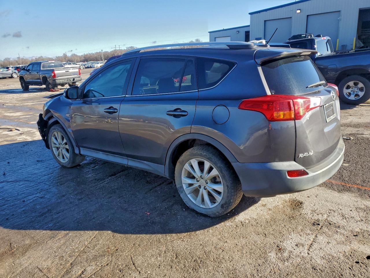2015 Toyota Rav4 Limited - Фото 2