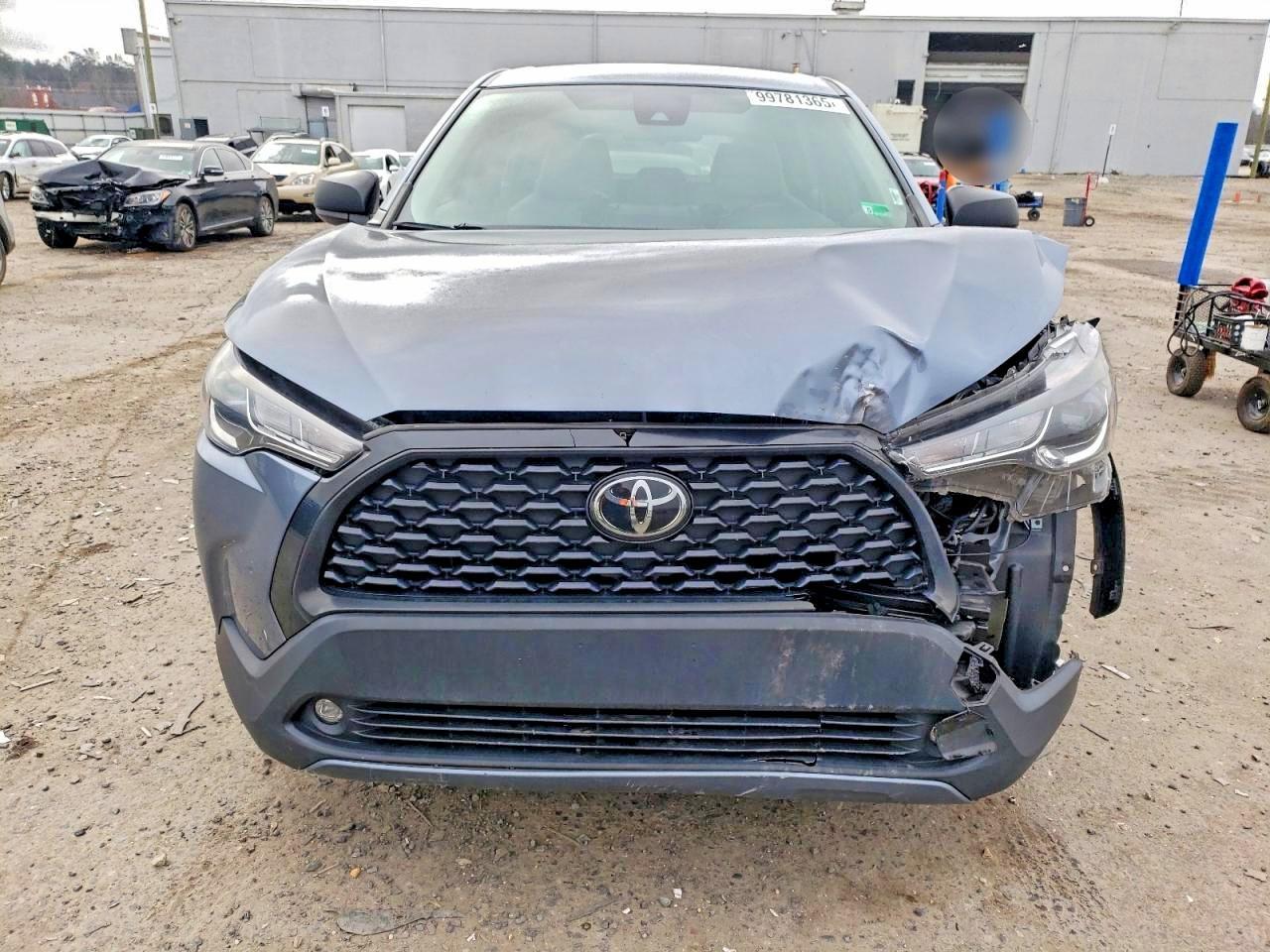 2022 Toyota Corolla Cross L - Фото 5