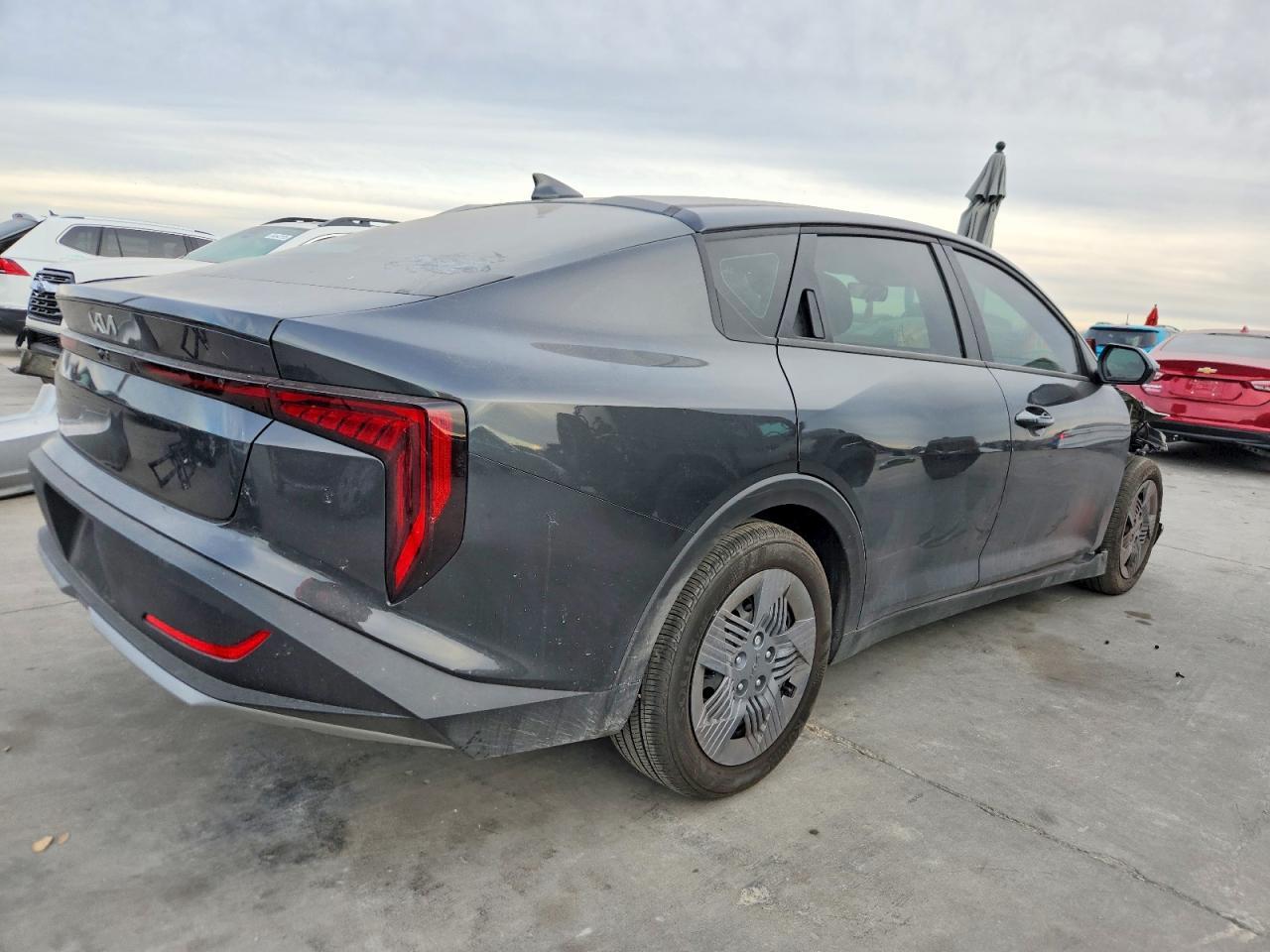 2025 Kia K4 Lx - Image 3