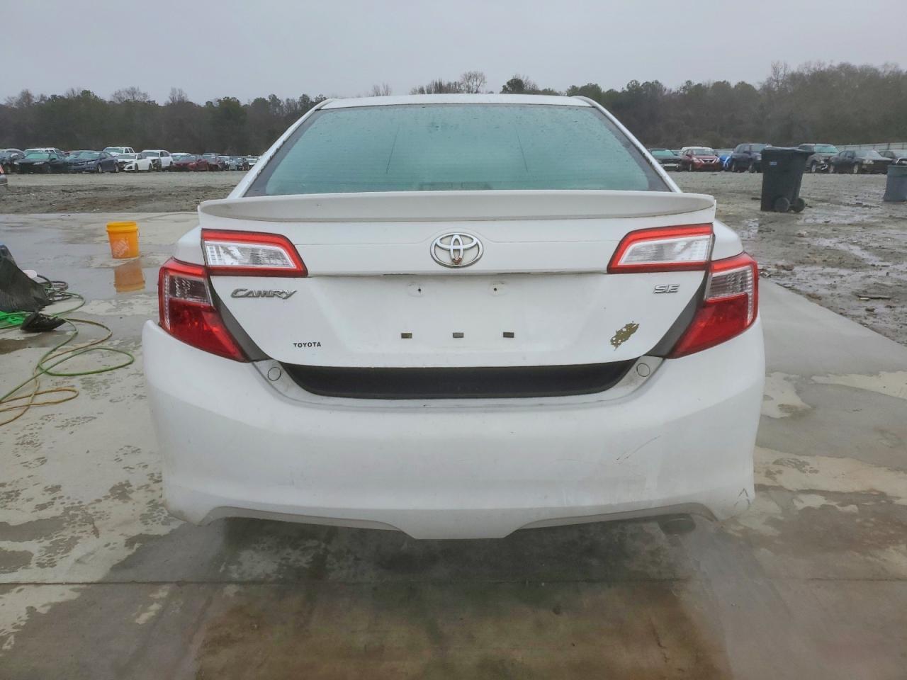 2012 Toyota Camry Base - Фото 6