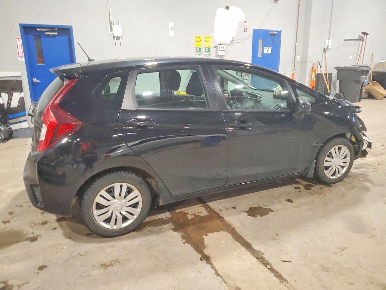 2015 Honda Fit Lx 5Dr - Фото 3