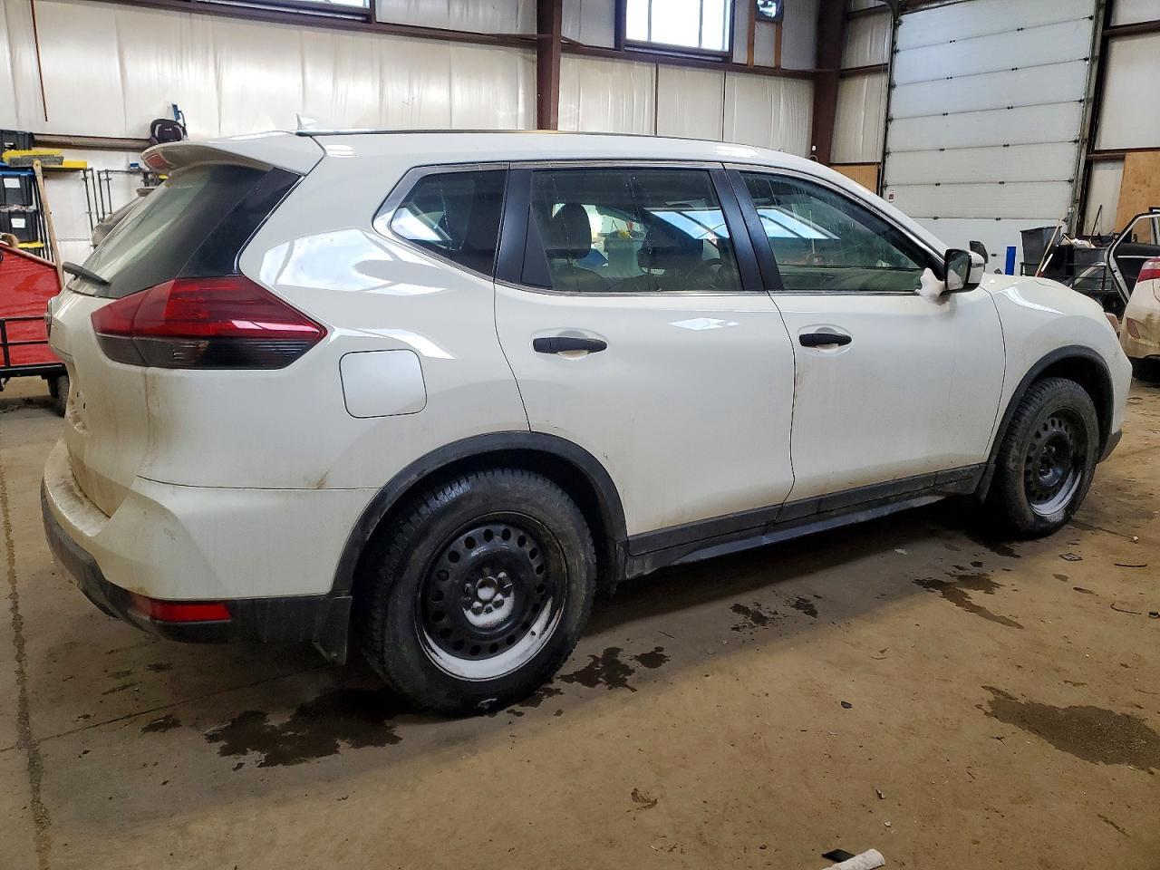 2018 Nissan Rogue S - Фото 3