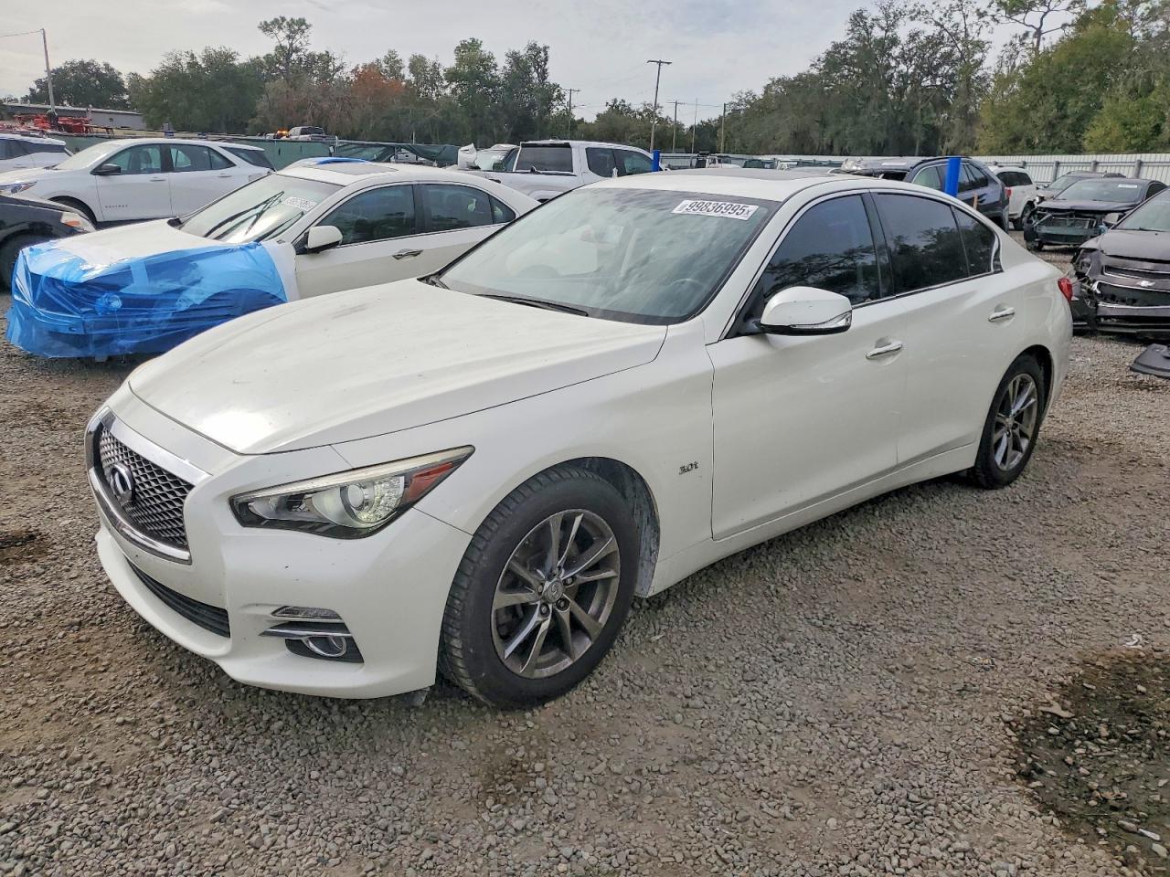 2017 Infiniti Q50 Premium