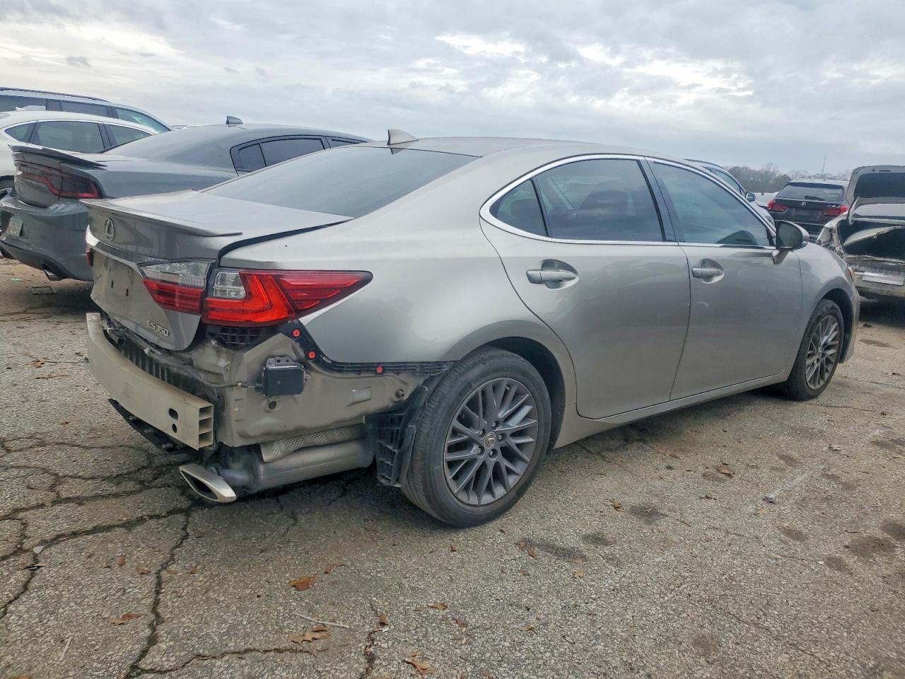 2018 Lexus Es 350 - Фото 3