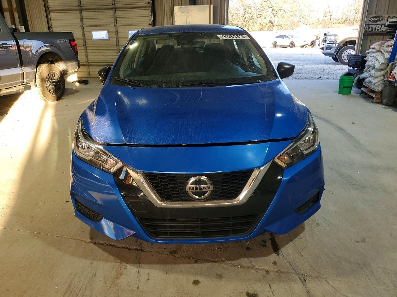 2022 Nissan Versa S - Фото 5