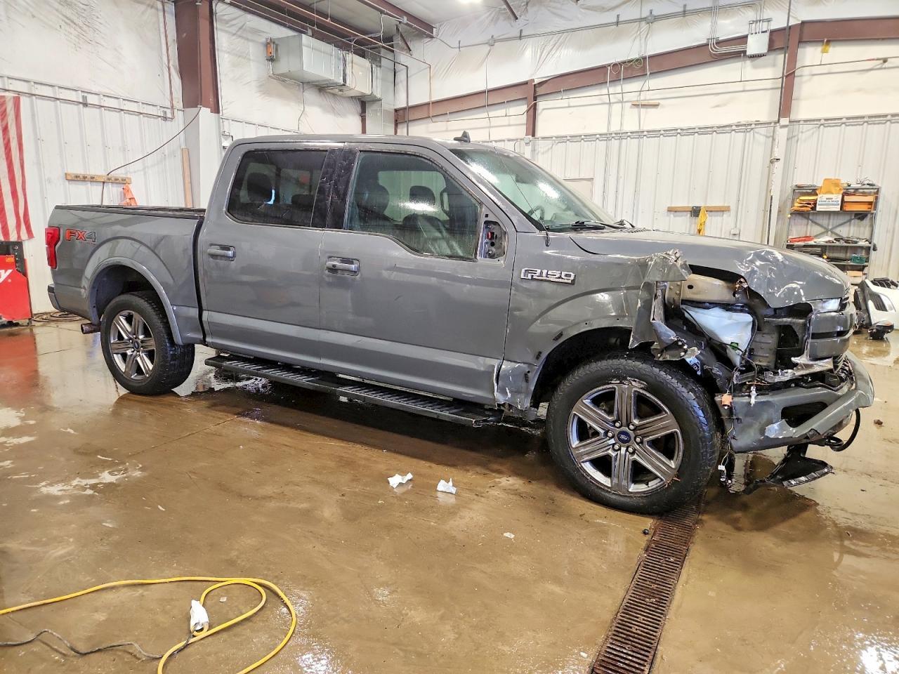 2020 Ford F150 Supercrew - Фото 4