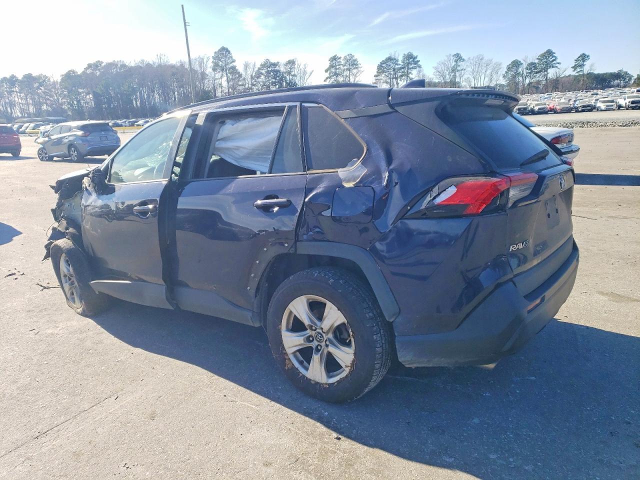 2019 Toyota Rav4 Xle - Image 2