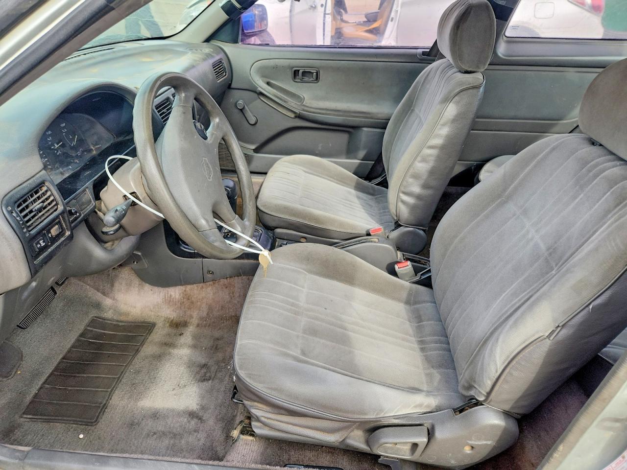 1993 Nissan Sentra E - Image 7