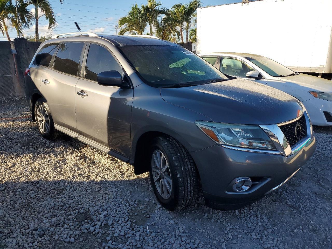 2016 Nissan Pathfinder S - Фото 4
