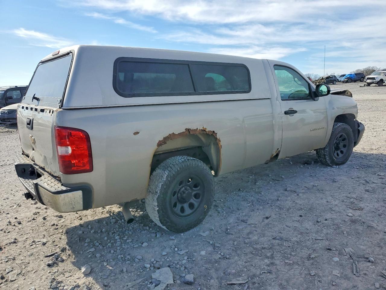 2007 Chevrolet Silverado C1500 - Image 3