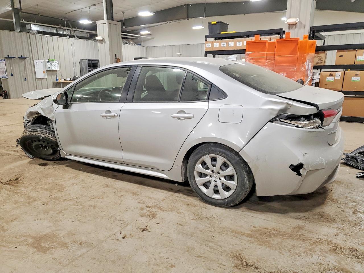 2022 Toyota Corolla Le - Image 2