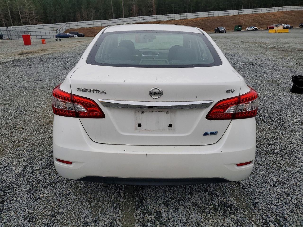 2014 Nissan Sentra S - Фото 6