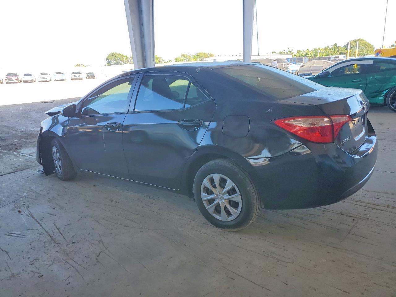 2018 Toyota Corolla L - Фото 2