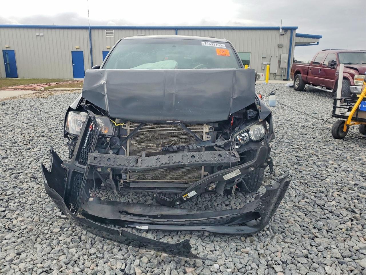 2017 Dodge Grand Caravan Gt - Image 5