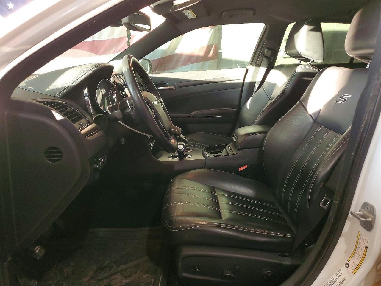 2012 Chrysler 300 S - Image 7