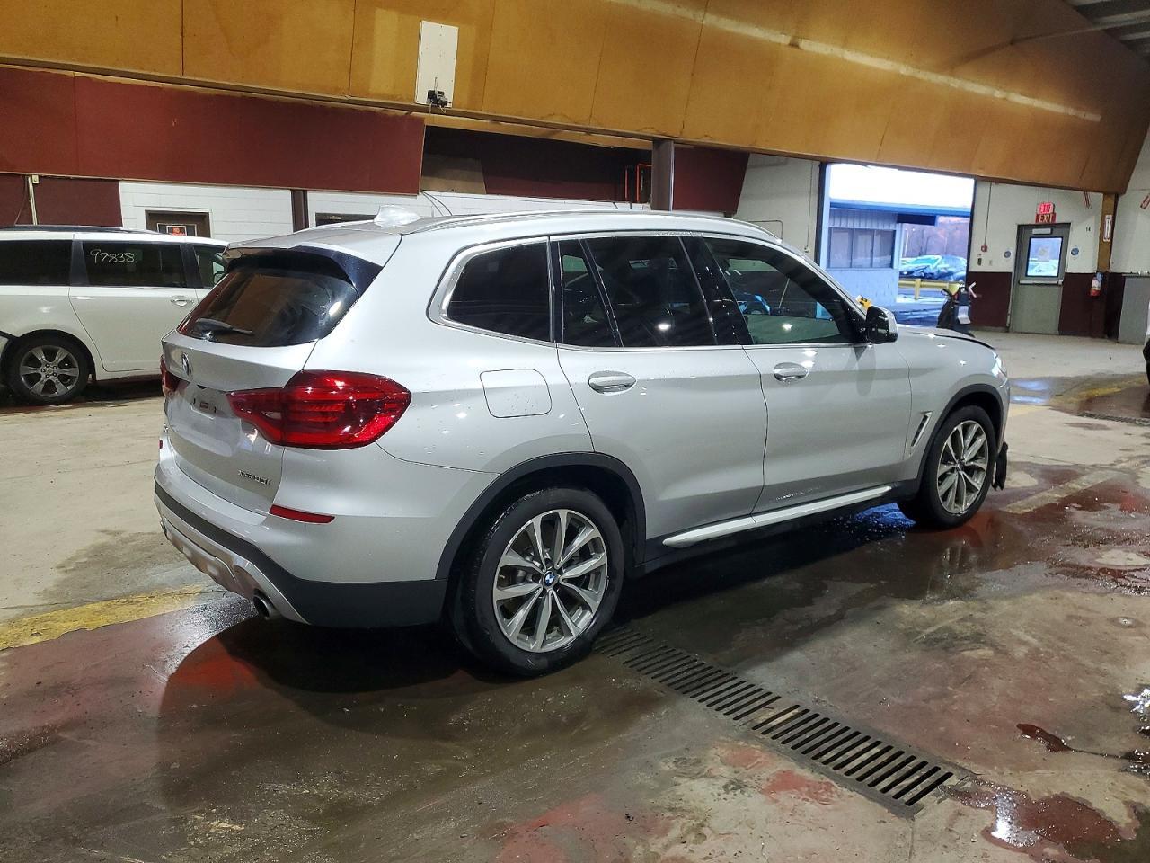 2018 BMW X3 xDrive30I - Image 3