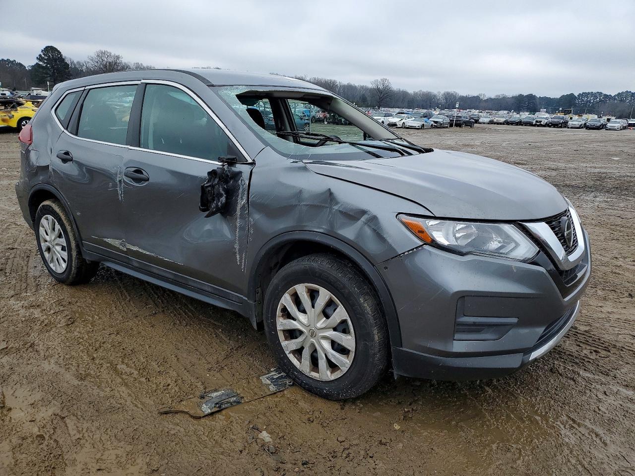 2018 Nissan Rogue S - Фото 4