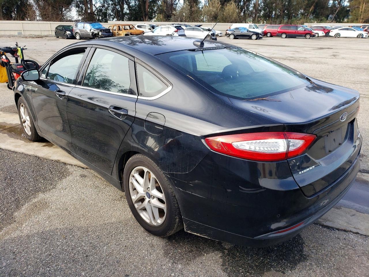 2016 Ford Fusion Se - Фото 2