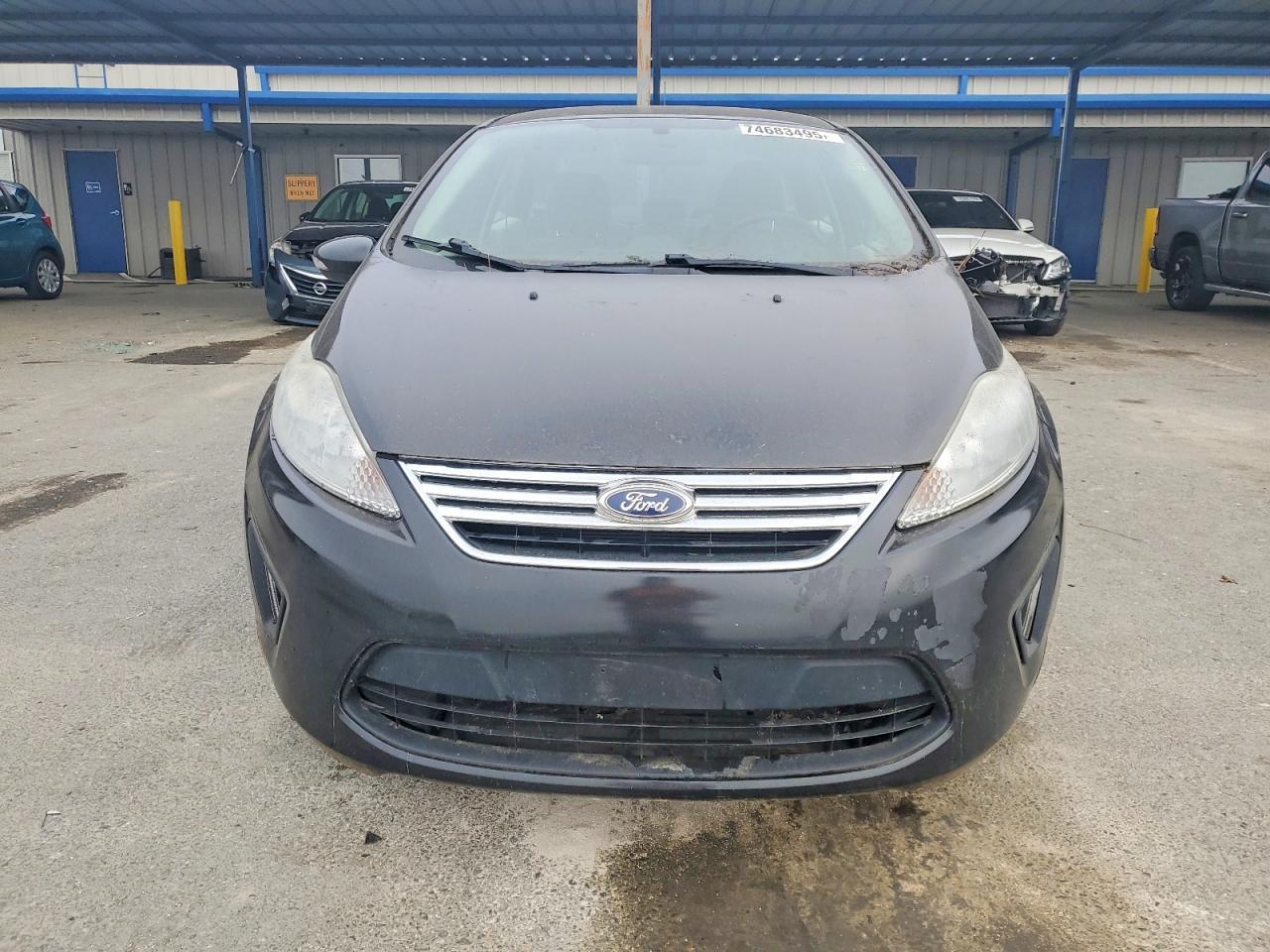 2013 Ford Fiesta Se - Image 5