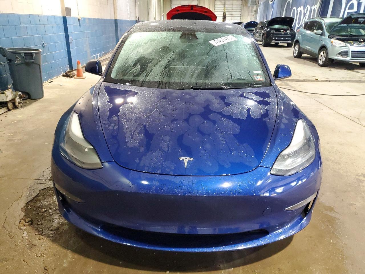 2022 Tesla Model 3 - Фото 5