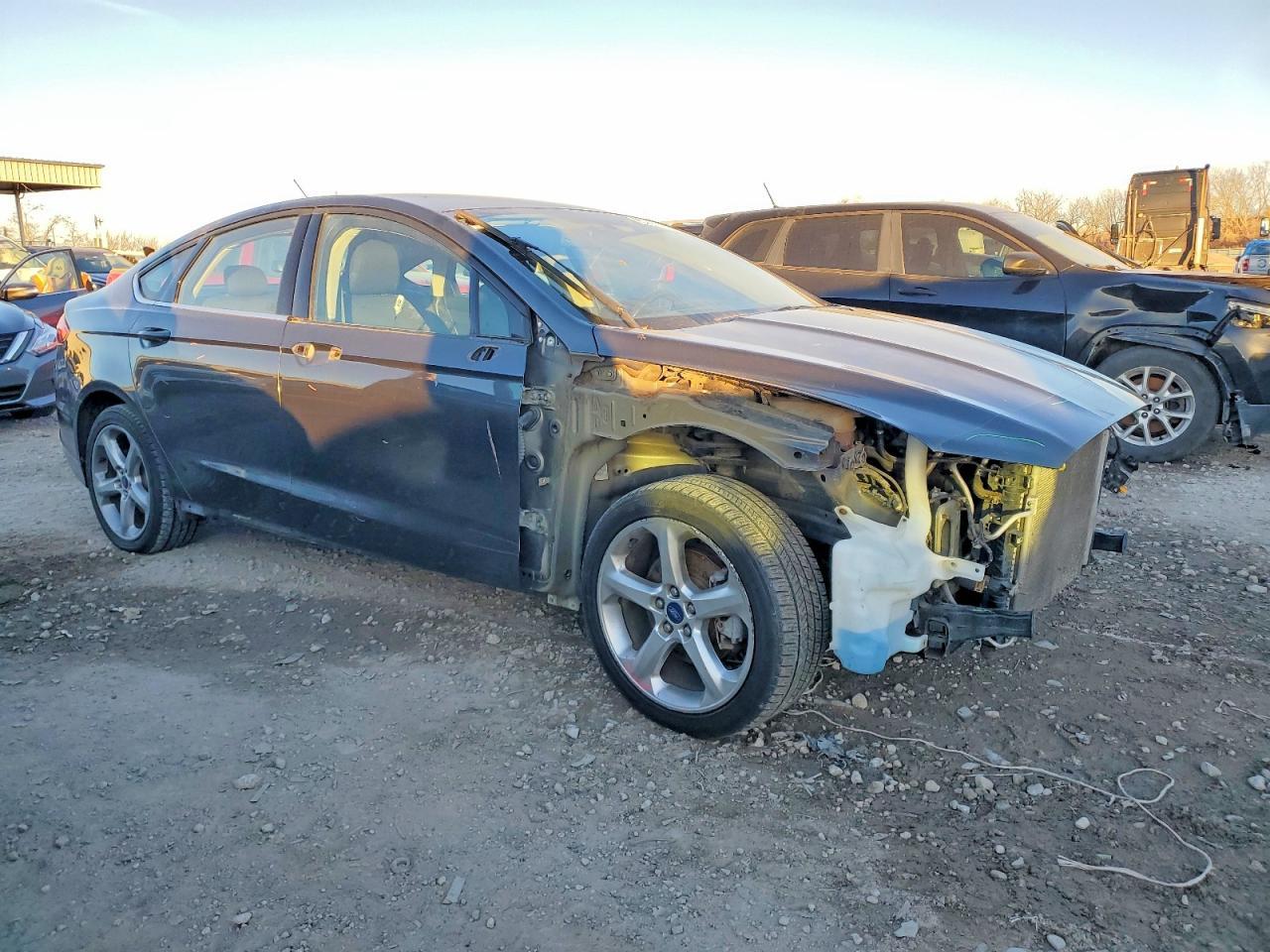 2016 Ford Fusion Se - Фото 4