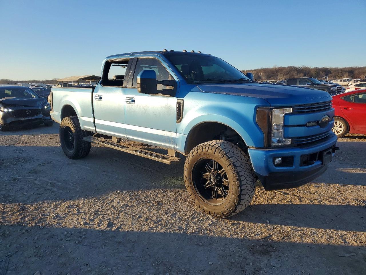 2017 Ford F250 Super Duty - Фото 4